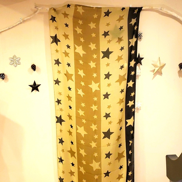 🔥3/$40🔥 Star Spangled Scarf - Picture 3 of 4